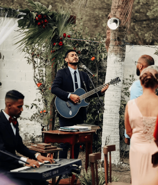 How to Choose a Wedding DJ vs. a Live Band