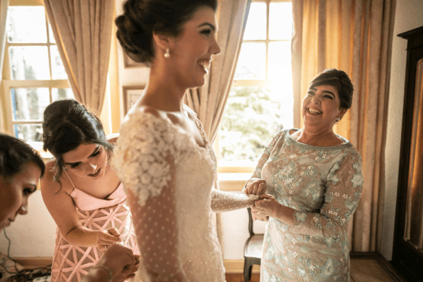 How to handle family opinions during wedding planning