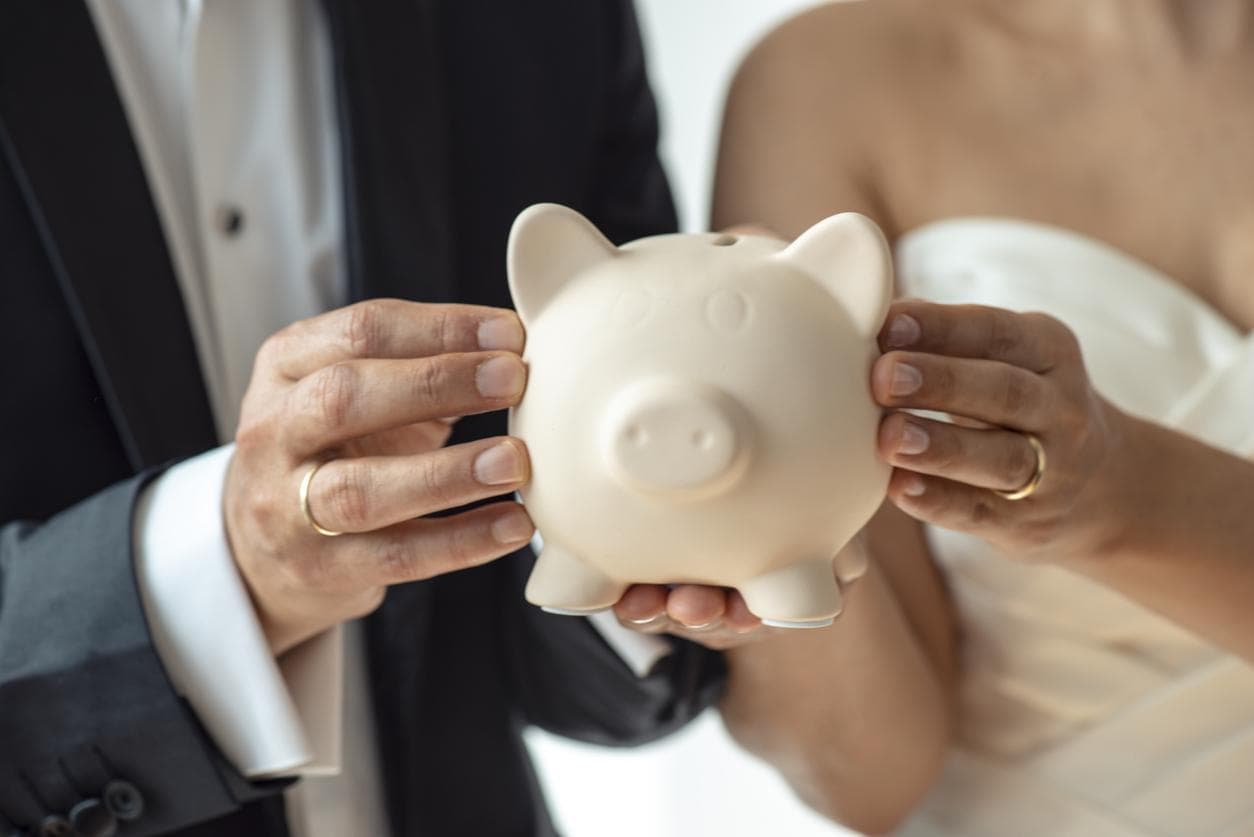 How to Set a Wedding Budget in 2026 (Step-by-Step Guide)